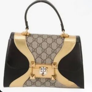 Gucci handbag w original box